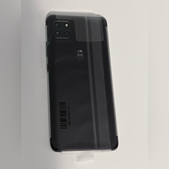 Motorola One 5G UW cell phone Brand New UNLOCK - Picture 5 of 5